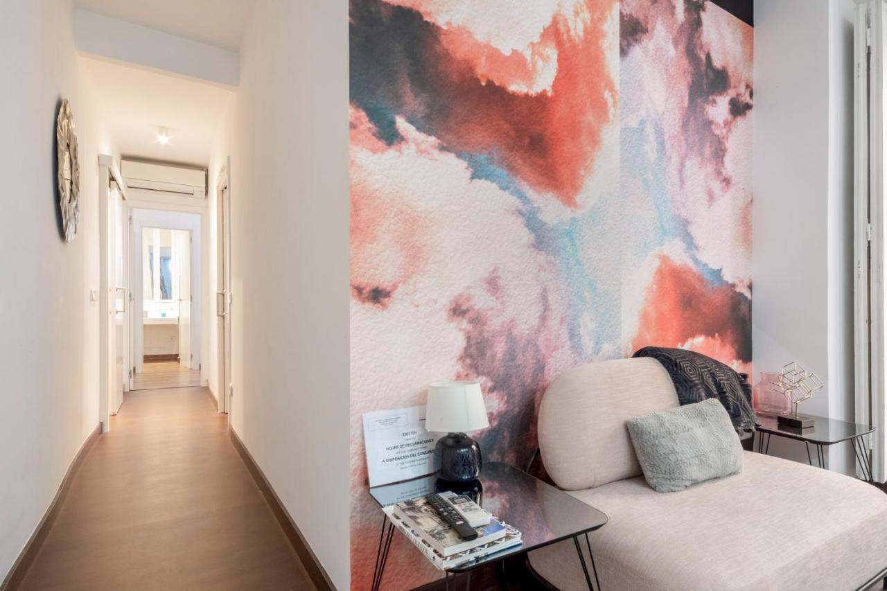 2 Bedrooms 2 Bathrooms Furnished - Malasana - Bright Stylish - Mintystay Мадрид Экстерьер фото